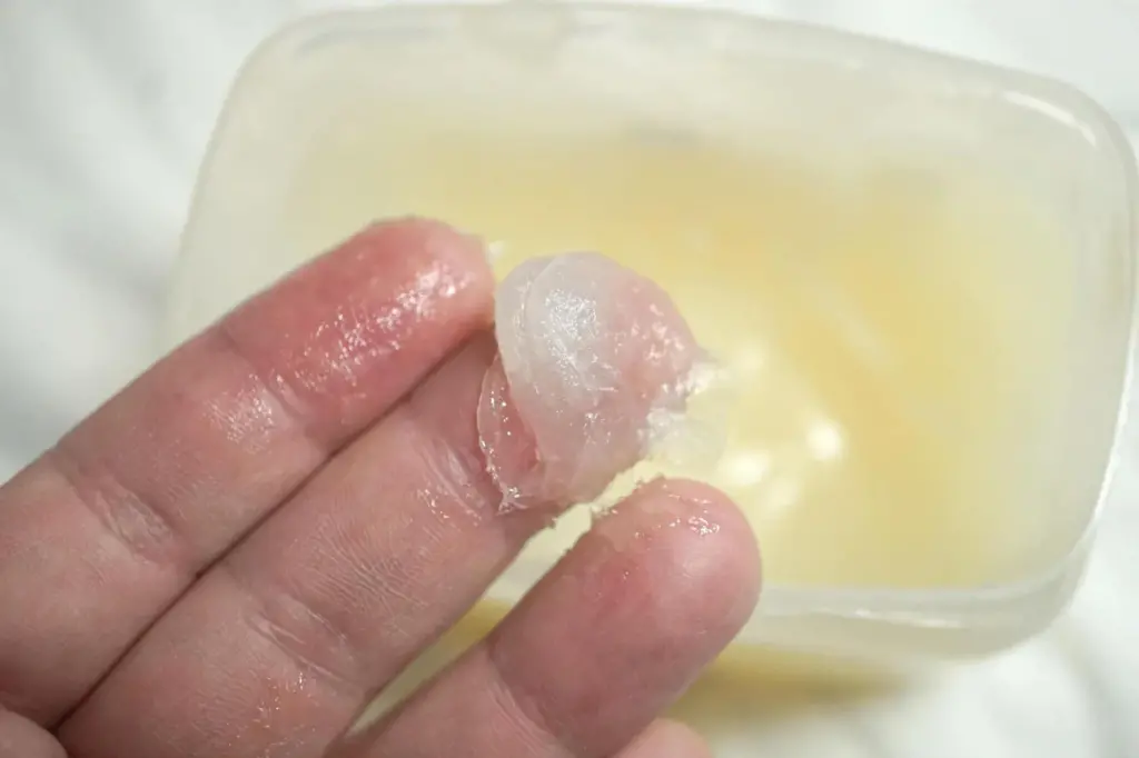 difference between Vaseline and petroleum jelly