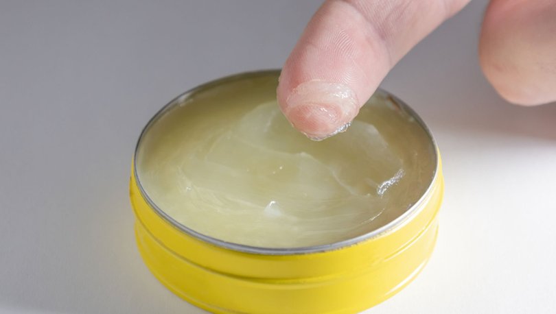 Vaseline Petroleum Jelly